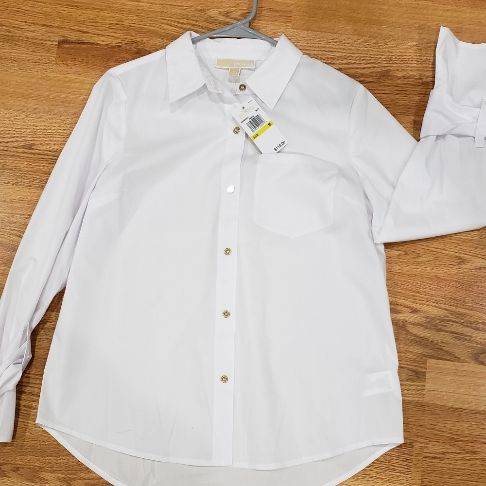 Button up blouse.